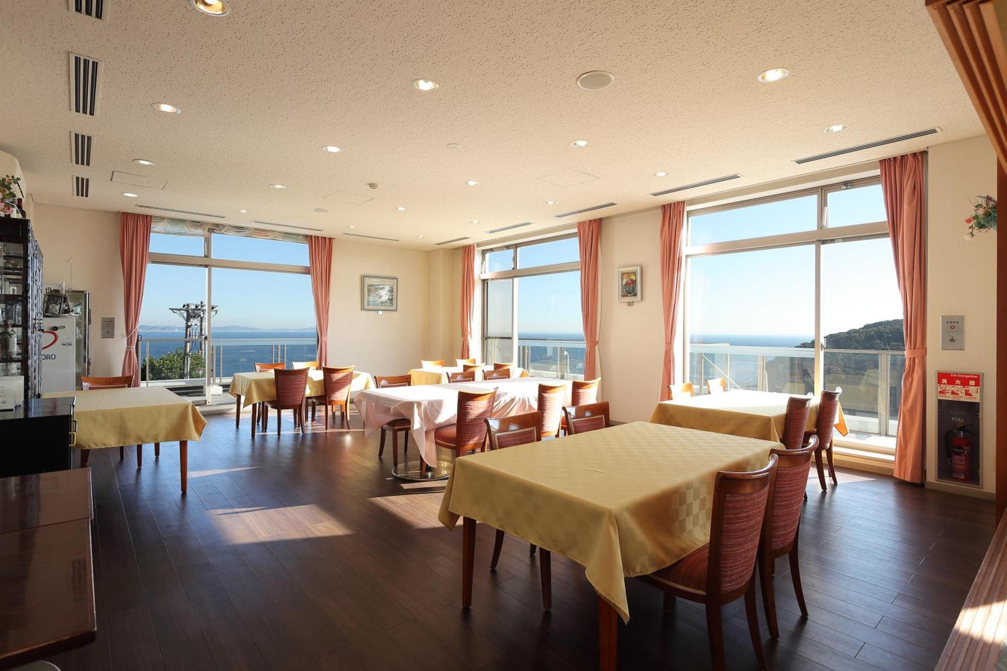 Manazuru Marin Hotel מראה חיצוני תמונה